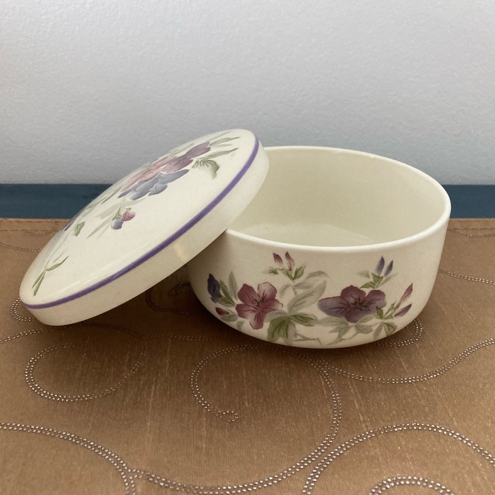 Purple floral vintage trinket box!